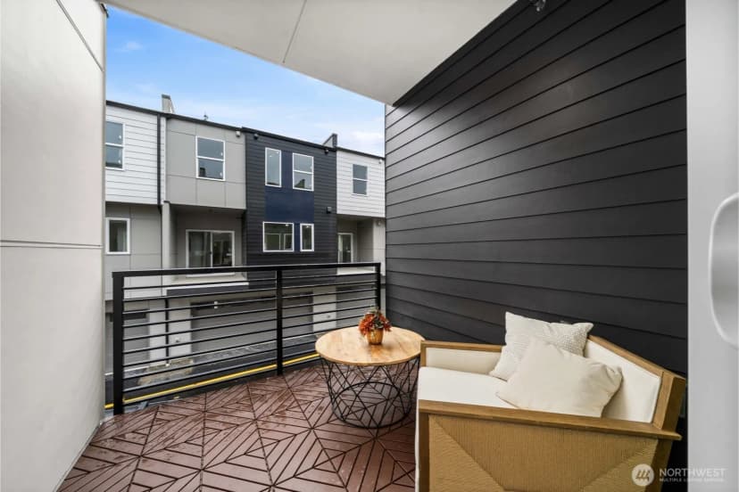 Property photo for 11544 17th Circle Sw, Burien photo 31
