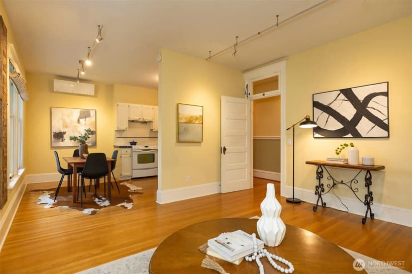Property photo for 1709 E Republican Street #6, Seattle photo 8