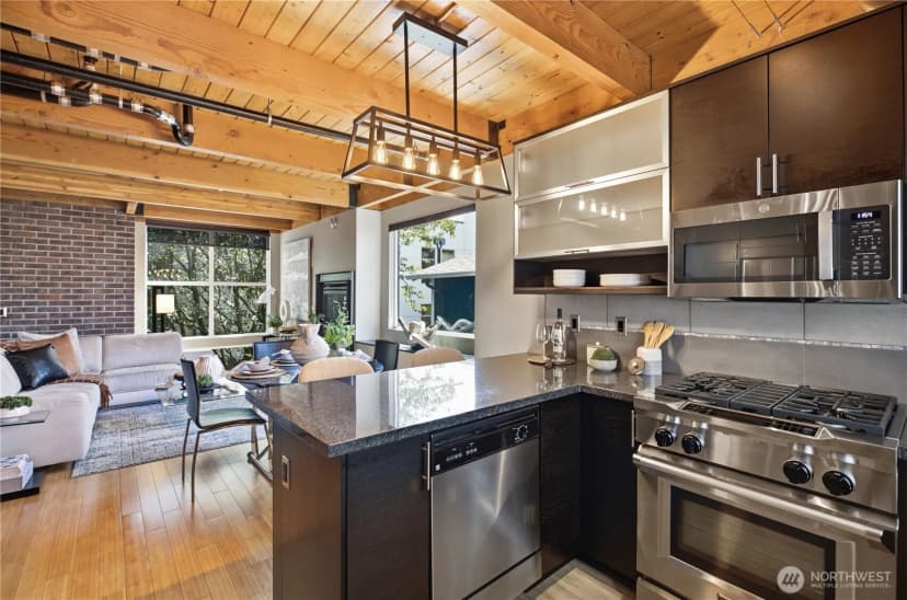 Property photo for 6714 Mary Avenue Nw #a, Seattle photo 12