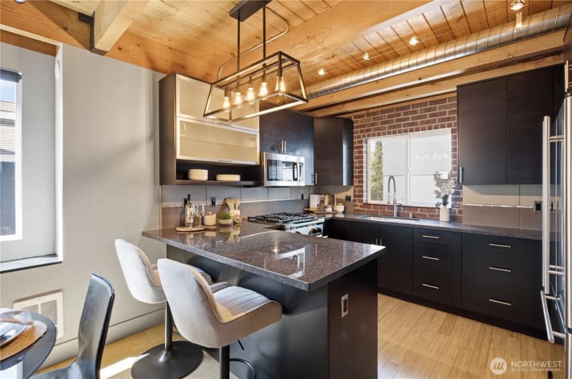 Property photo for 6714 Mary Avenue Nw #a, Seattle photo 11