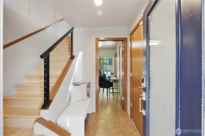 Property photo for 6714 Mary Avenue Nw #a, Seattle photo 4