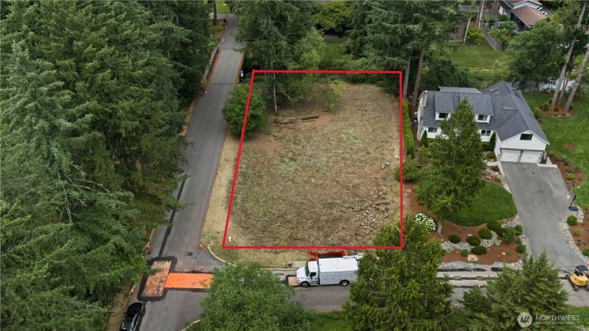 Property photo for 420 Se Sycamore Lane, Issaquah photo 2