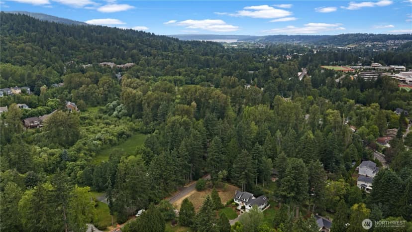 Property photo for 420 Se Sycamore Lane, Issaquah photo 12