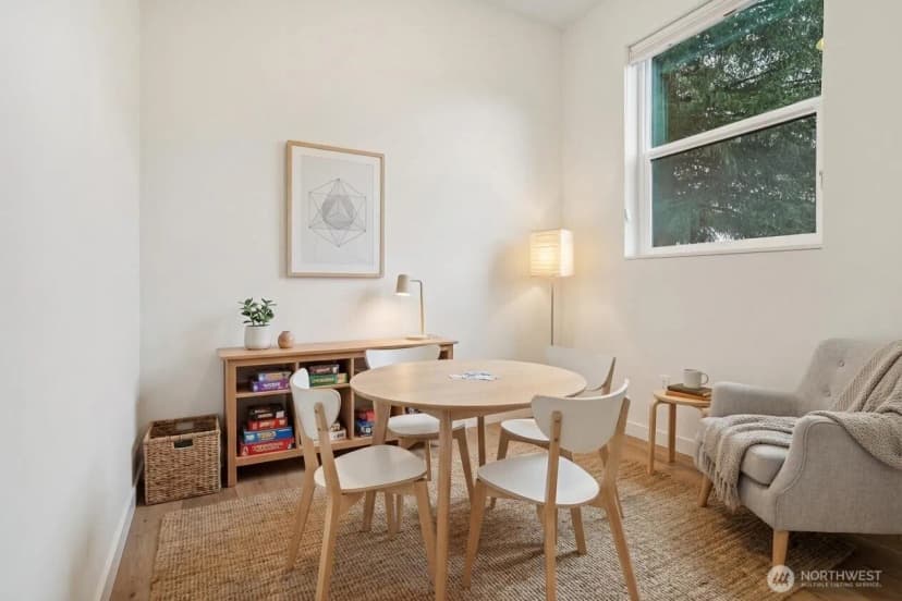 Property photo for 12332 38th Avenue Ne, Seattle photo 9