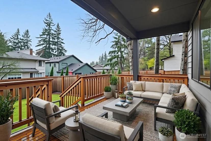 Property photo for 12332 38th Avenue Ne, Seattle photo 4