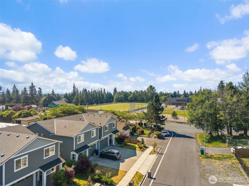 Property photo for 17115 11th Place W #b, Lynnwood photo 26