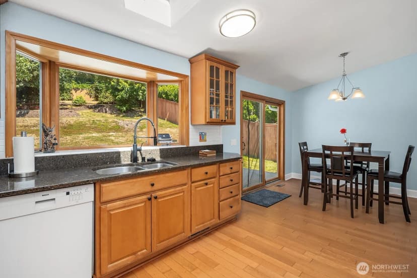Property photo for 1133 235th Place Sw, Bothell photo 8