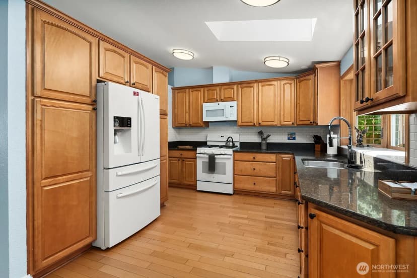 Property photo for 1133 235th Place Sw, Bothell photo 7