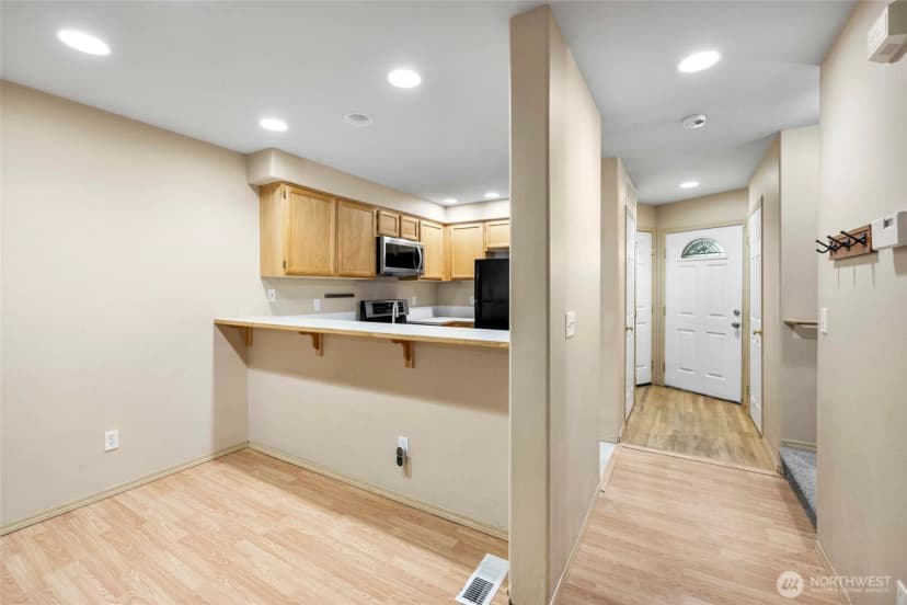 Property photo for 318 N 23rd Street, Mount Vernon photo 4