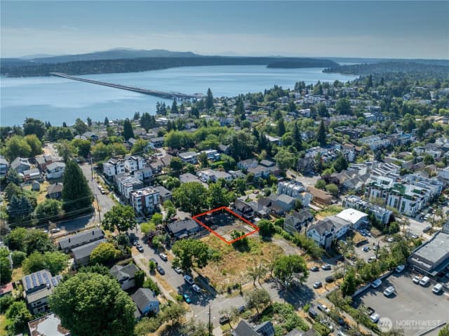 Property photo for 811 29th Avenue S, Seattle