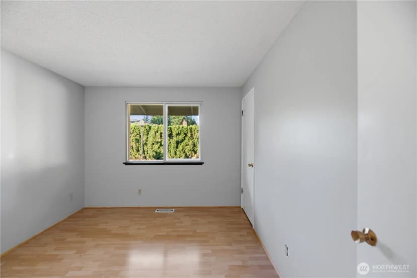 Property photo for 14520 Se Fairwood Boulevard, Renton photo 18