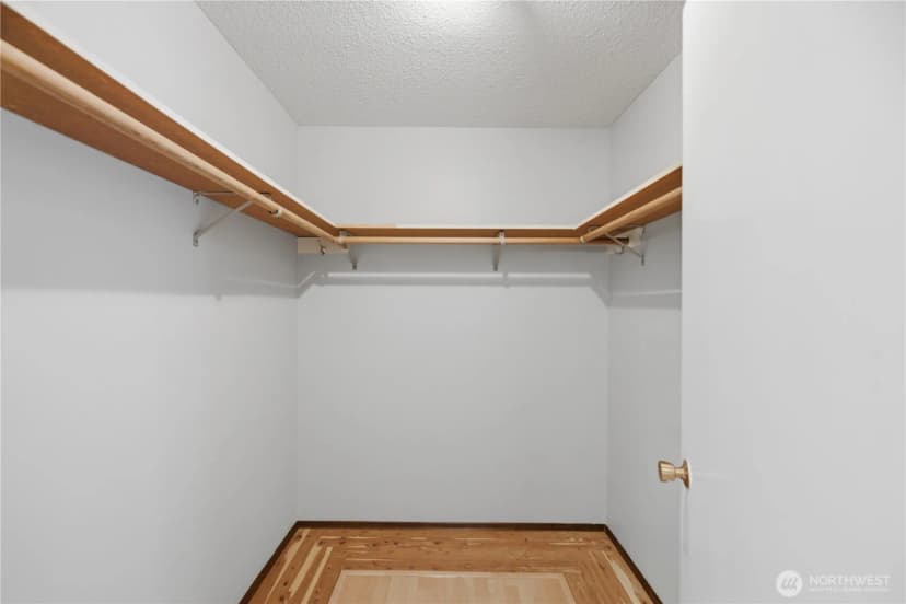 Property photo for 14520 Se Fairwood Boulevard, Renton photo 16