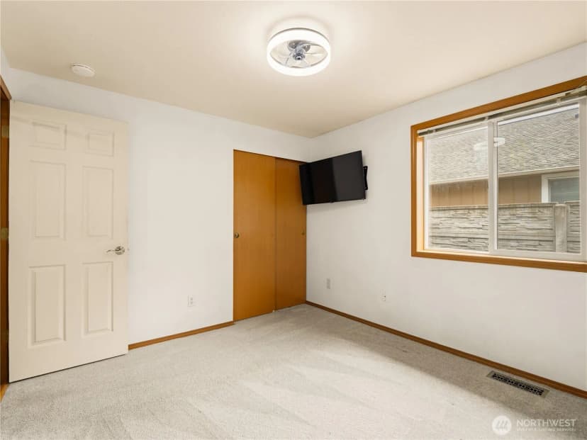 Property photo for 3320 College Street Se, Lacey photo 17