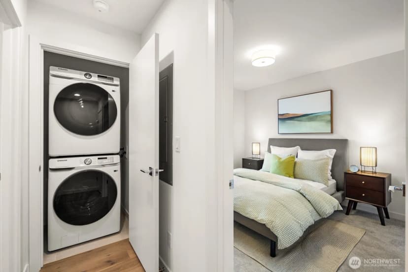 Property photo for 713 B N 70th Street, Seattle photo 19