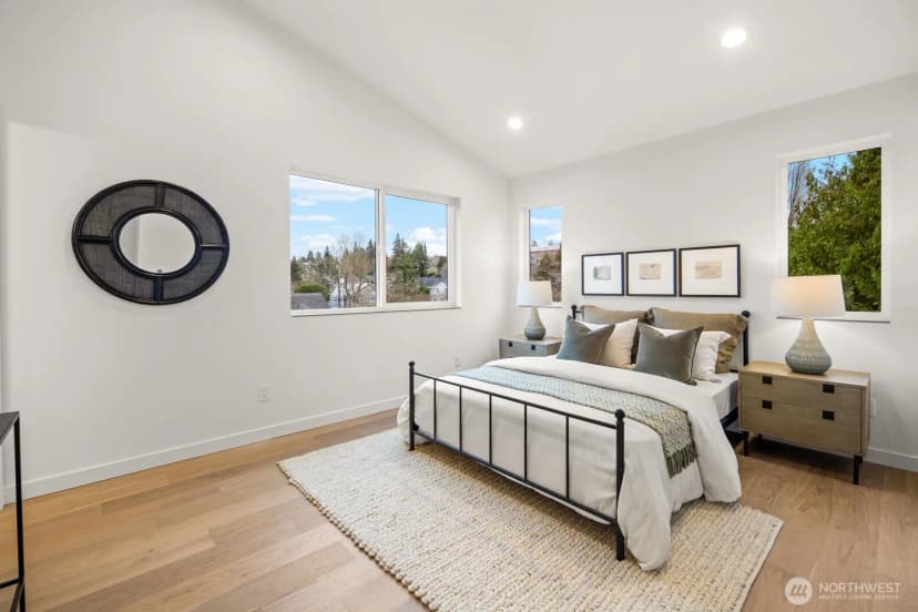 Property photo for 713 B N 70th Street, Seattle photo 12
