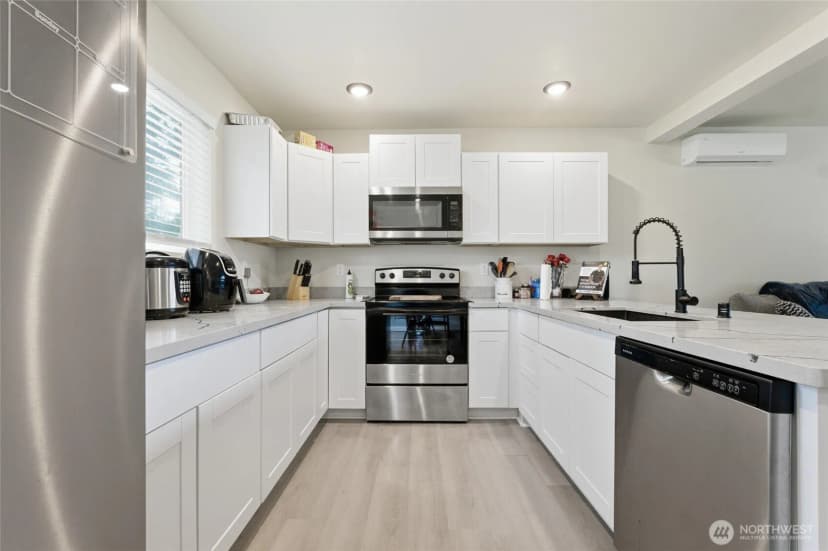 Property photo for 6214 Knoble Road E, Spanaway photo 10