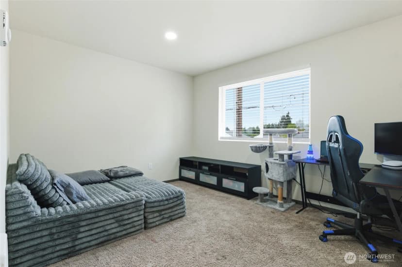 Property photo for 6214 Knoble Road E, Spanaway photo 20