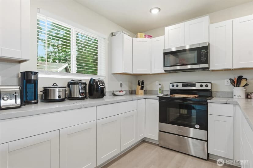 Property photo for 6214 Knoble Road E, Spanaway photo 13