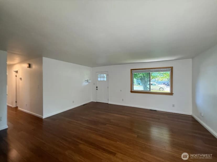 Property photo for 424 Sw 3rd Street, College Place photo 7