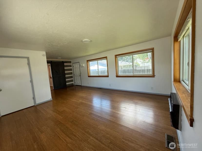 Property photo for 424 Sw 3rd Street, College Place photo 13