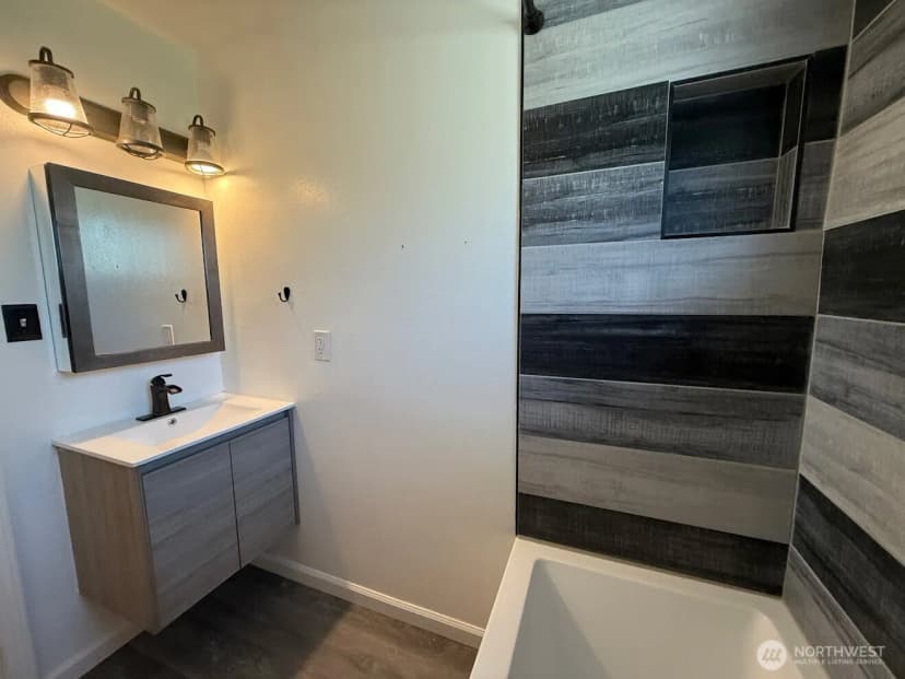 Property photo for 424 Sw 3rd Street, College Place photo 21
