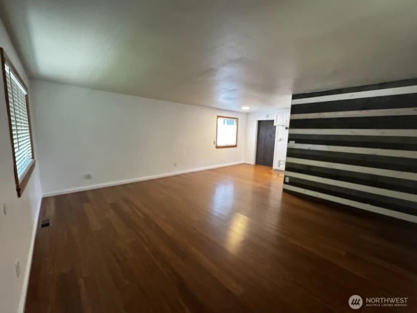 Property photo for 424 Sw 3rd Street, College Place photo 6
