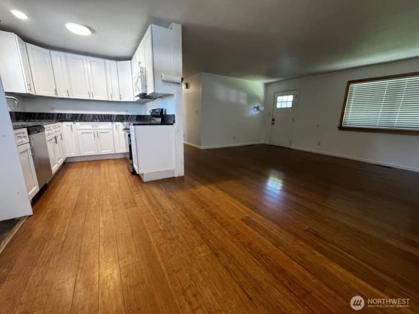 Property photo for 424 Sw 3rd Street, College Place photo 8