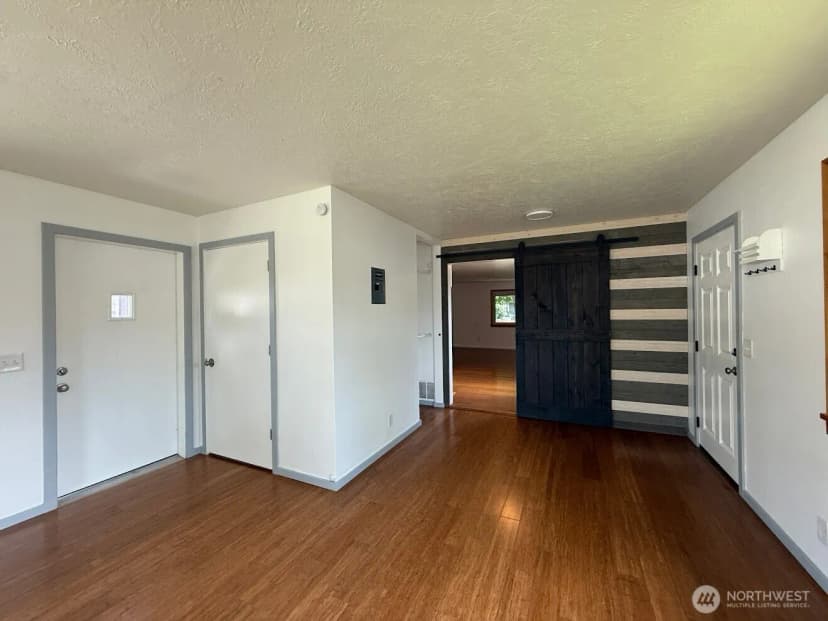 Property photo for 424 Sw 3rd Street, College Place photo 11