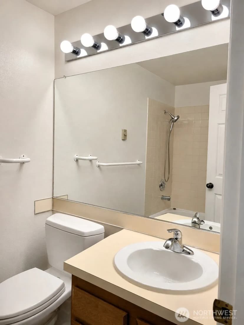 Property photo for 15209 Sunwood Boulevard #b36, Tukwila photo 13