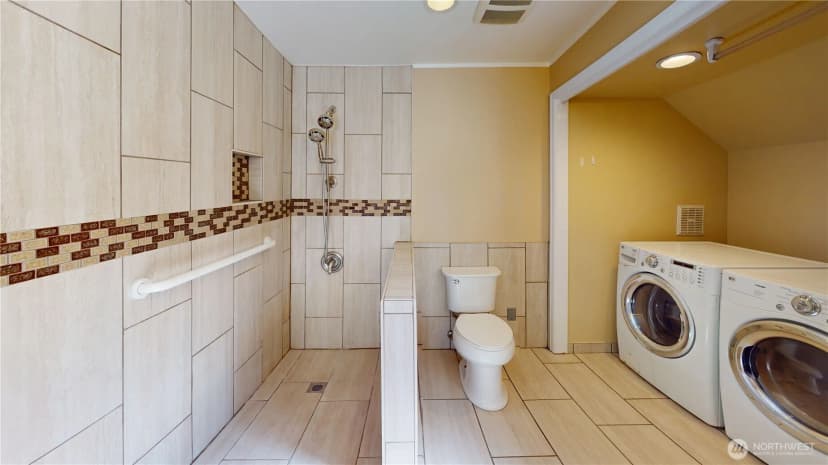 Property photo for 6502 Avondale Road Sw #4, Lakewood photo 21