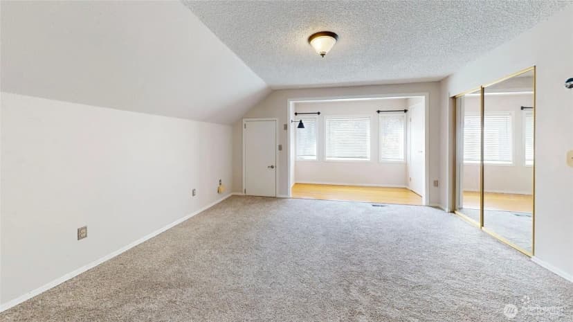 Property photo for 6502 Avondale Road Sw #4, Lakewood photo 32