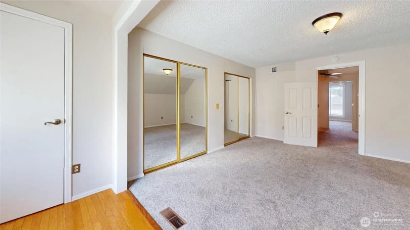 Property photo for 6502 Avondale Road Sw #4, Lakewood photo 25