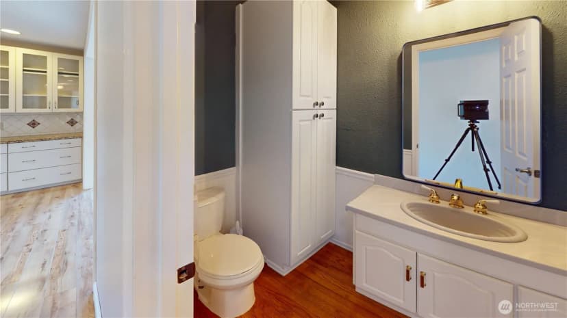 Property photo for 6502 Avondale Road Sw #4, Lakewood photo 16