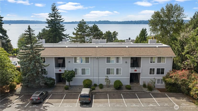 Property photo for 10110 Ne 60th Street #104, Kirkland photo 19