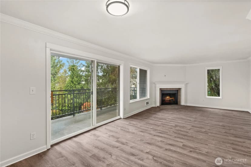 Property photo for 10110 Ne 60th Street #104, Kirkland photo 10