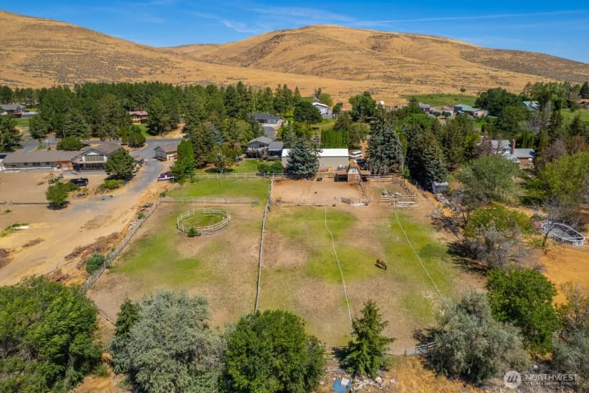 Property photo for 5255 Nw Painted Hills Drive, Ephrata photo 17