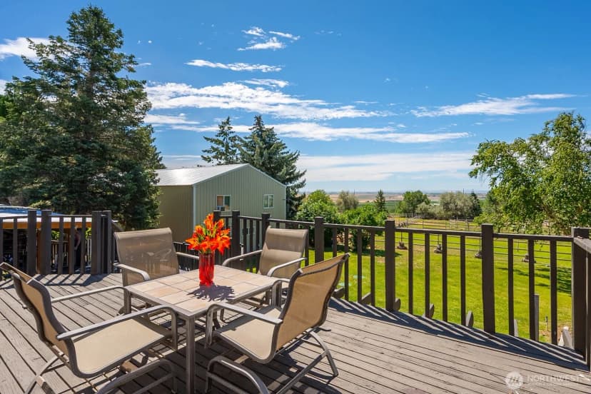 Property photo for 5255 Nw Painted Hills Drive, Ephrata photo 12