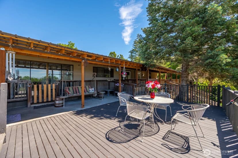 Property photo for 5255 Nw Painted Hills Drive, Ephrata photo 14