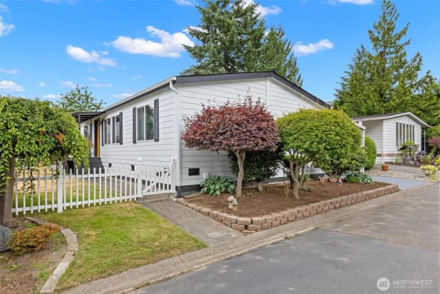 Property photo for 2000 192nd Street #102, Bothell photo 2