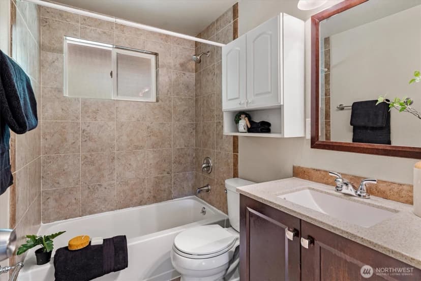 Property photo for 13110 111th Avenue Ne, Kirkland photo 16