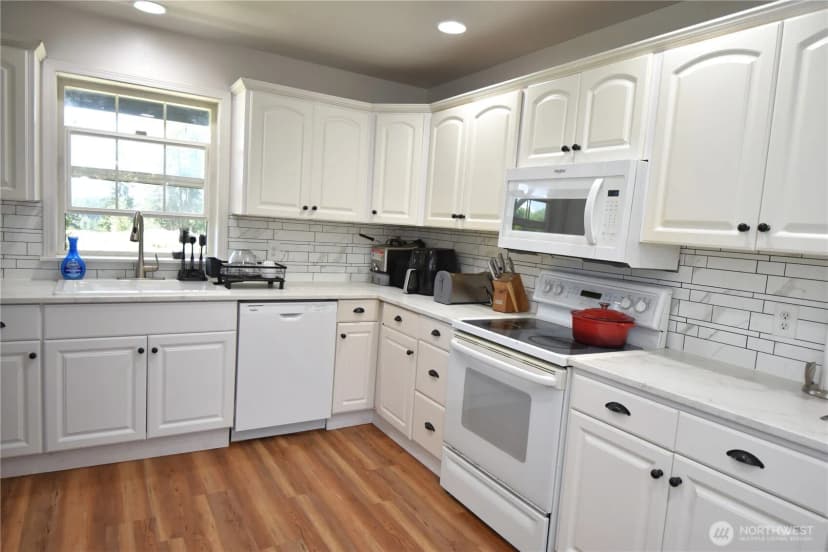 Property photo for 30815 Finn Settlement Road, Arlington photo 19