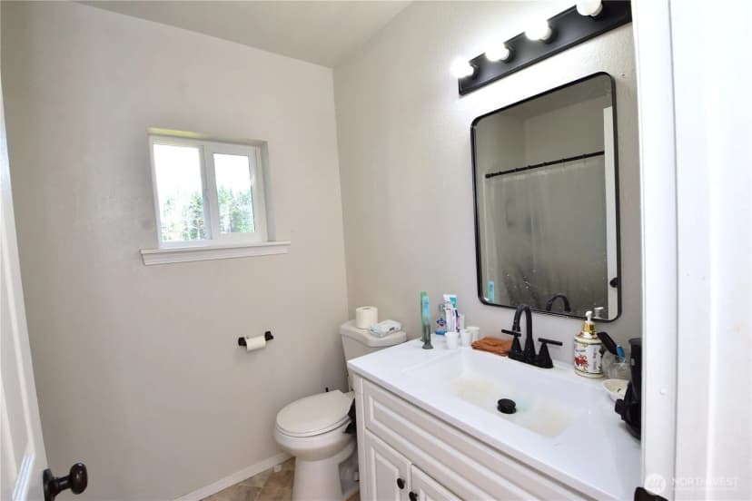 Property photo for 30815 Finn Settlement Road, Arlington photo 24