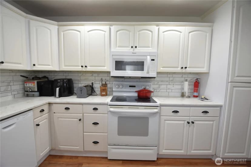 Property photo for 30815 Finn Settlement Road, Arlington photo 18