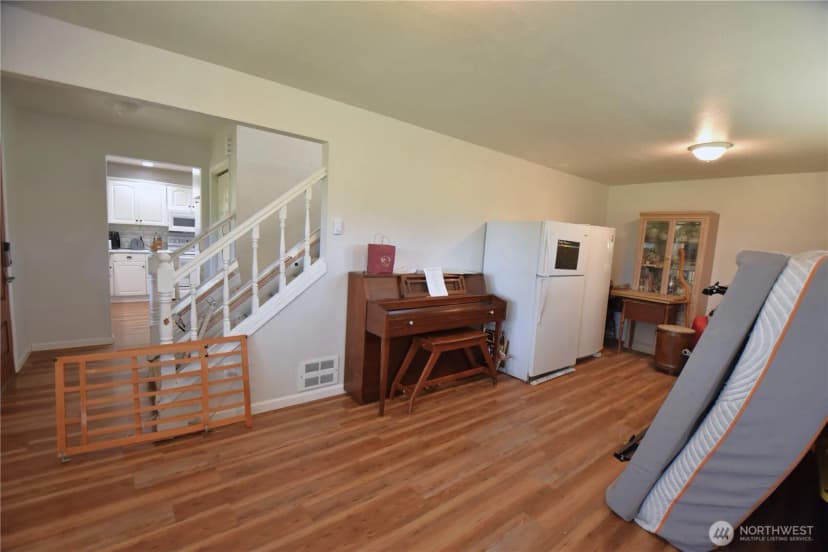 Property photo for 30815 Finn Settlement Road, Arlington photo 20