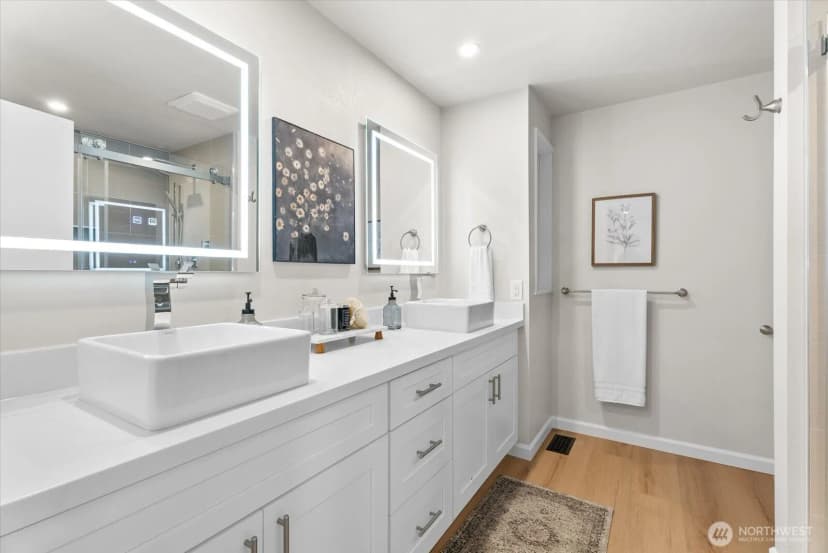 Property photo for 510 239th Avenue Ne, Sammamish photo 25