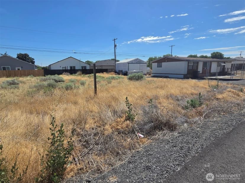 Property photo for 0 Parcel No. 0808885000, Soap Lake photo 3