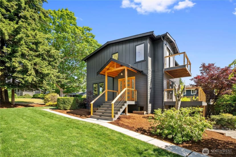 Property photo for 9808 224th Street Sw, Edmonds photo 3