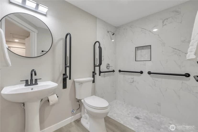 Property photo for 10223 Se 213th Place, Kent photo 24