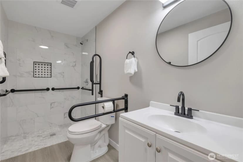 Property photo for 10223 Se 213th Place, Kent photo 29