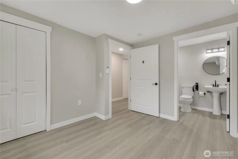 Property photo for 10223 Se 213th Place, Kent photo 19